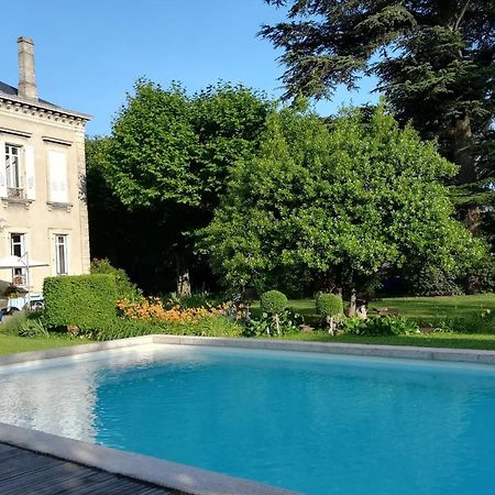 Les Palmiers Bed & Breakfast Mauves Exterior foto