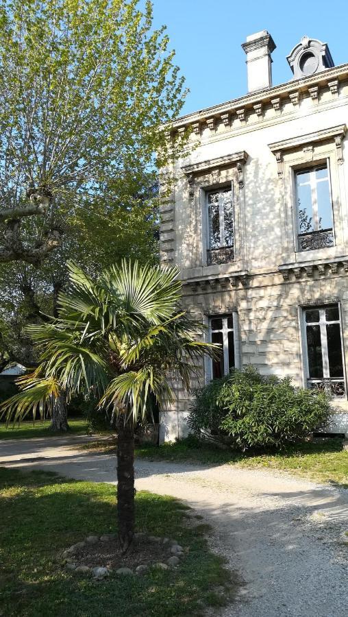 Les Palmiers Bed & Breakfast Mauves Exterior foto