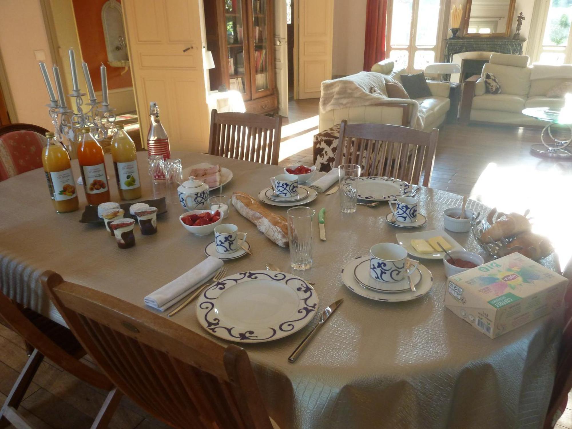 Les Palmiers Bed & Breakfast Mauves Exterior foto